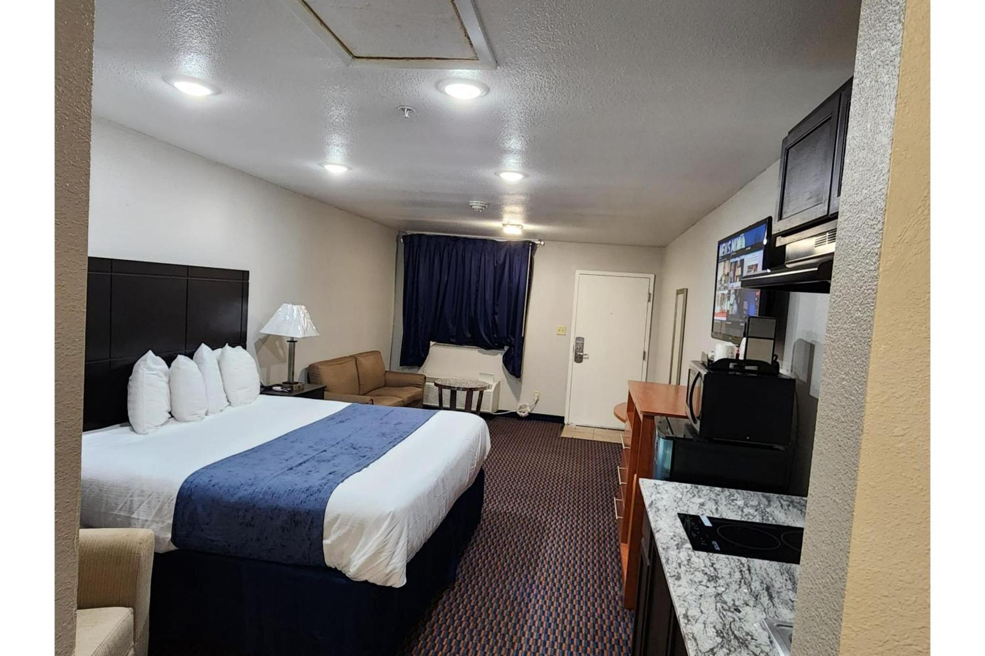 Atria Inn & Suites By Oyo, Jourdanton, Tx Dış mekan fotoğraf